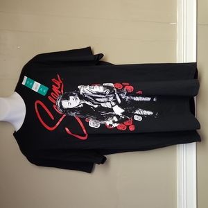 Selena Black T shirt XL